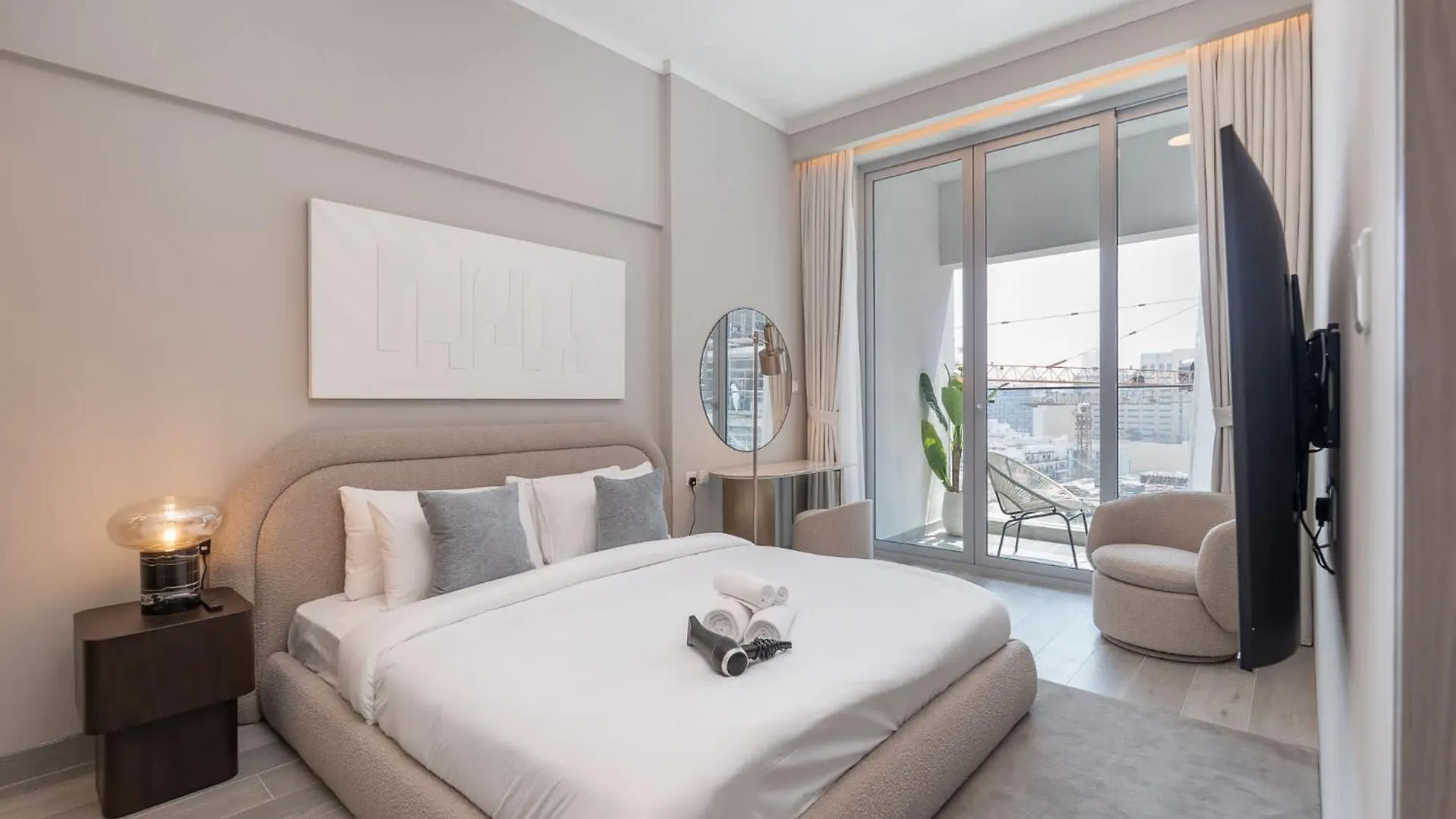 Stunning 1 Bedroom In Concept 7 Jvc Sleeps 2 Dubai 0*,  United Arab Emirates